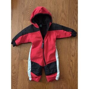 Molehill Mt Equipment Infant Snowsuit 3/9 mo Red Black One Piece Hooded